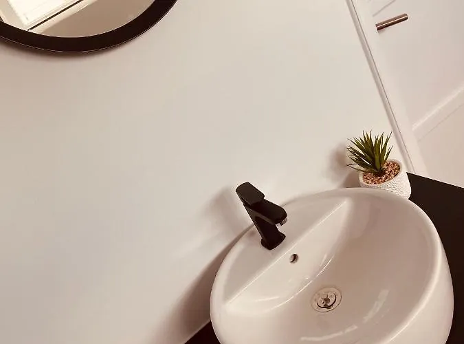 Avenue Rops Ferienhaus *